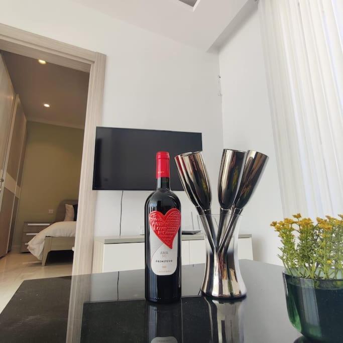 Apartamento Cozy Penthouse In Central Malta Balzan Exterior foto